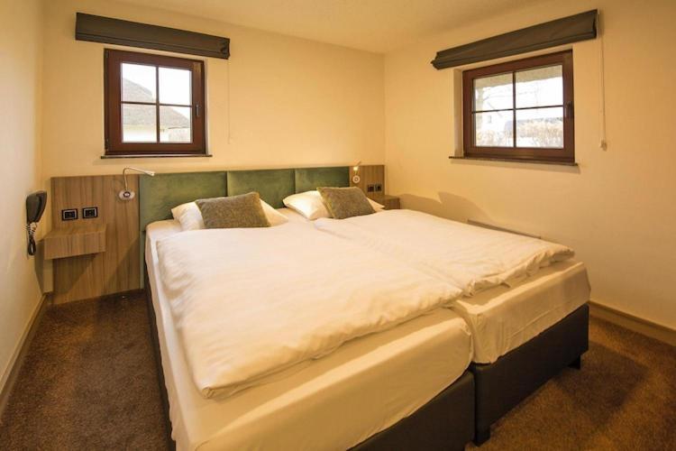 Holiday Resort Van Der Valk, Linstow Dobbin-Linstow Buitenkant foto